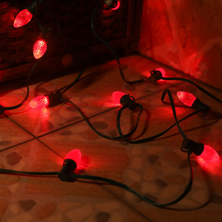 屋内および屋外用の防水赤色 LED 交換用電球